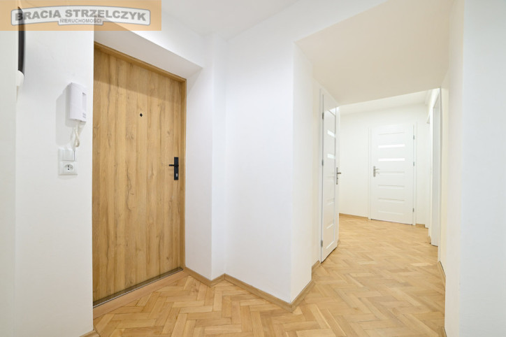 Mieszkanie Sprzedaż  Wola Złota 7